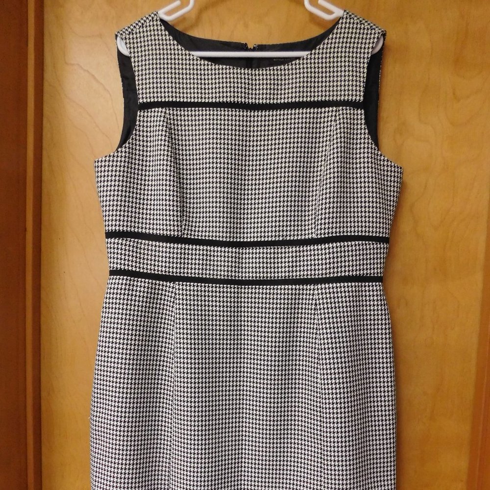 Black and White Pencil Dress